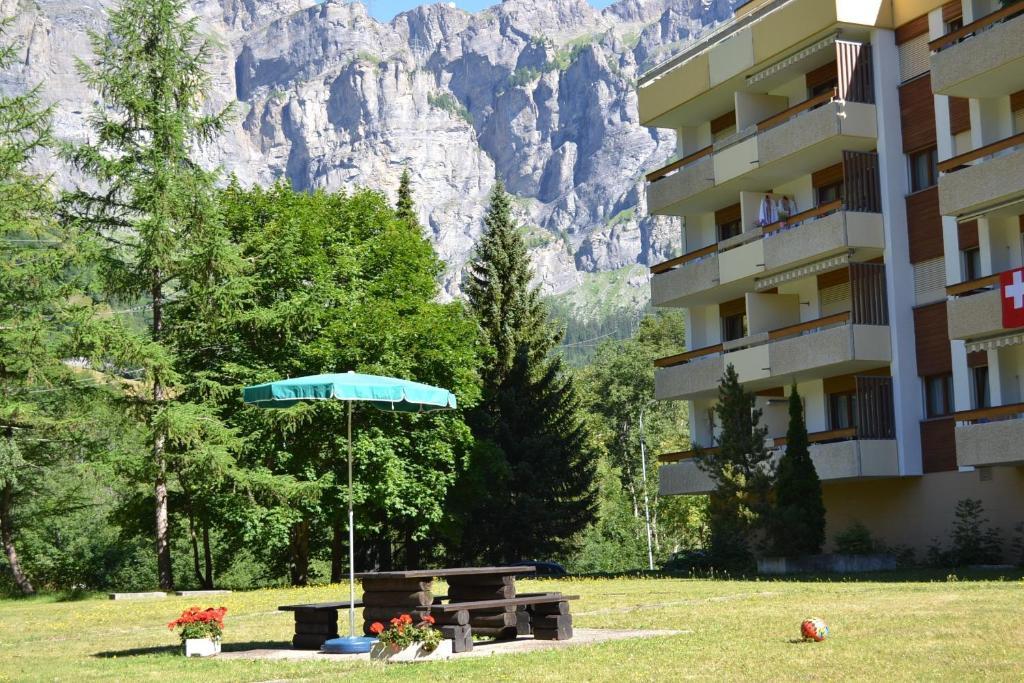 Baron / Baronesse Apartments Leukerbad Exterior photo